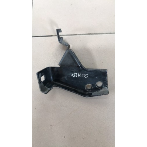 Кронштейн кріплення каталізатора Renault Kangoo 2008-2016 8200388578